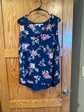 Tempted Hearts LA Navy Floral Sleeveless Blouse 2XL EUC